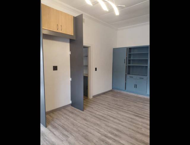 3 BEDROOM HOUSE FOR SALE IN GREENSIDE